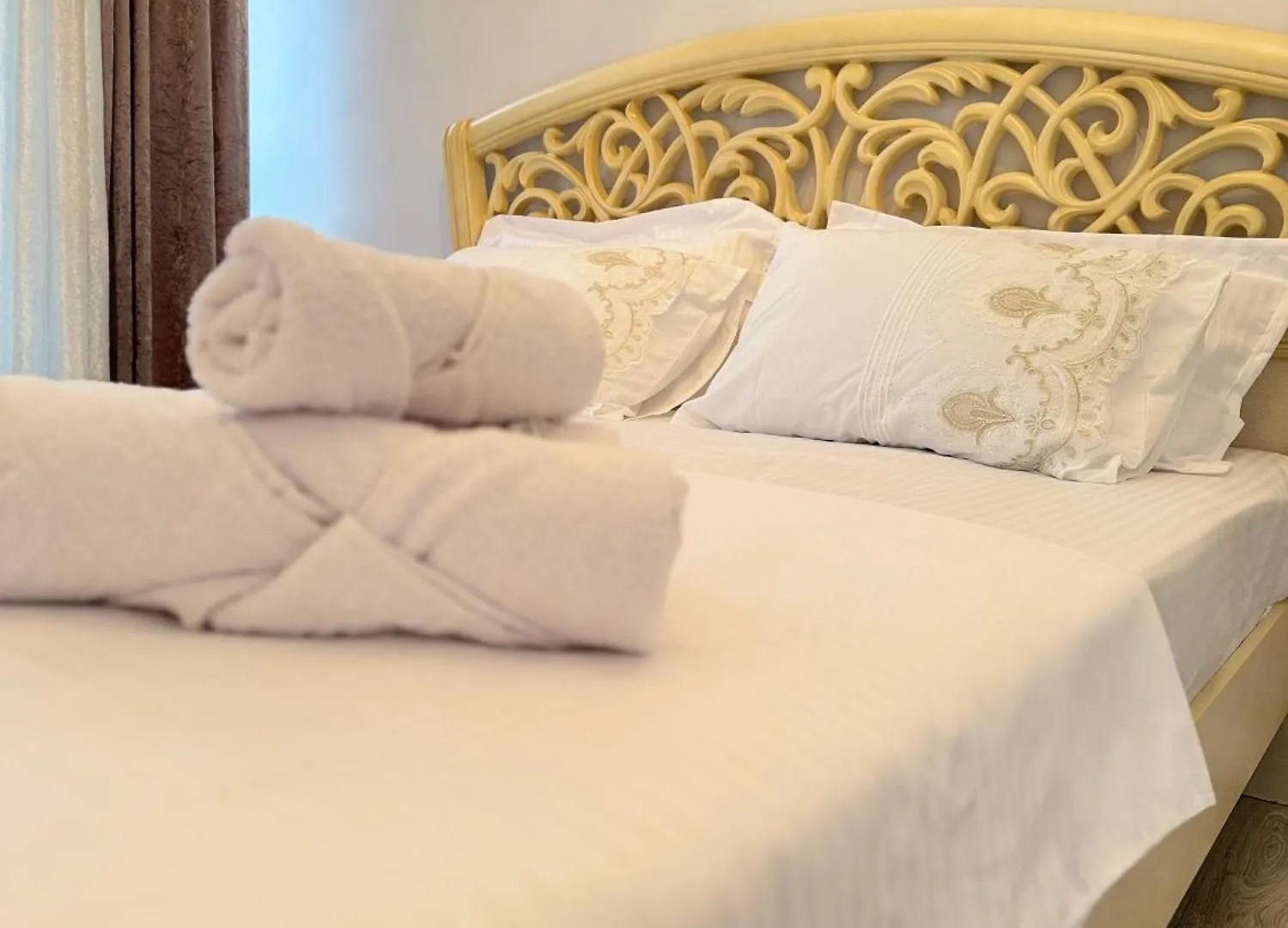 Daire Cozy & Stylish Stay In The Heart Of Almatı